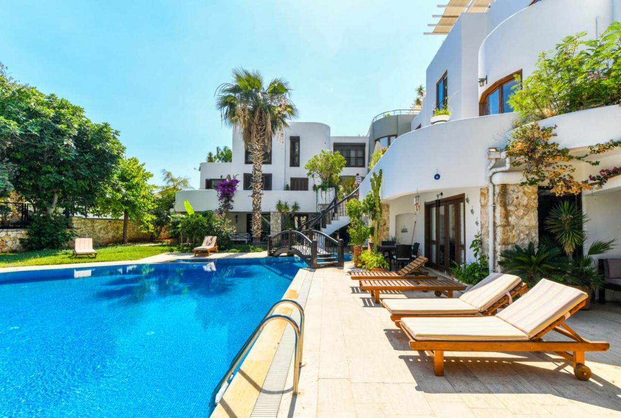 Duplex House With Shared Pool Near Beach In Kalkan 아파트 외부 사진